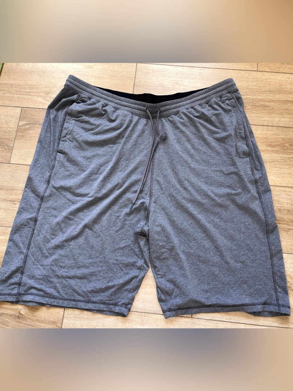 Tasc Performance Shorts Mens 4XLT Gray Athletic Gym Running Stretch Drawstring